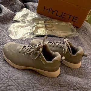 Hylete Women’s Circuit II Cross-training Shoe with 3 Interchangeable Insoles